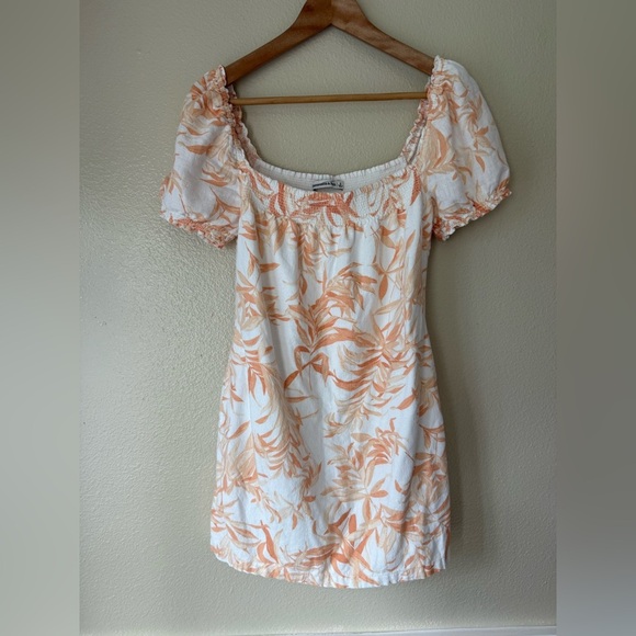 A&F Linen Blend Puff Sleeve Mini Dress - Picture 2 of 5